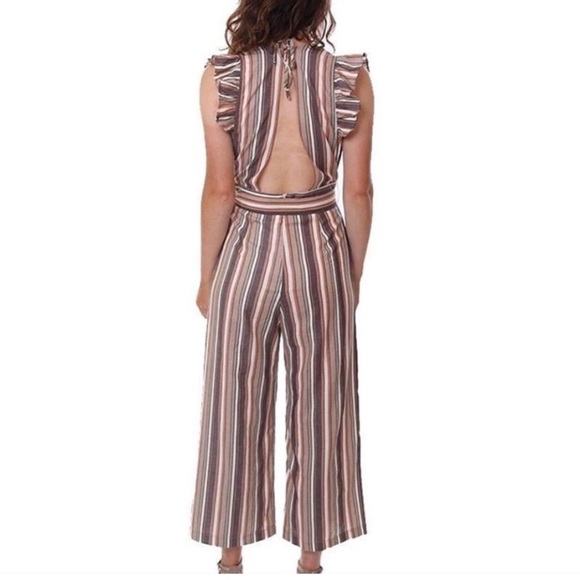 New Storia Multi Striped Crop Cut Out Back Ruffle Jumpsuit Size Small New - Picture 3 of 10